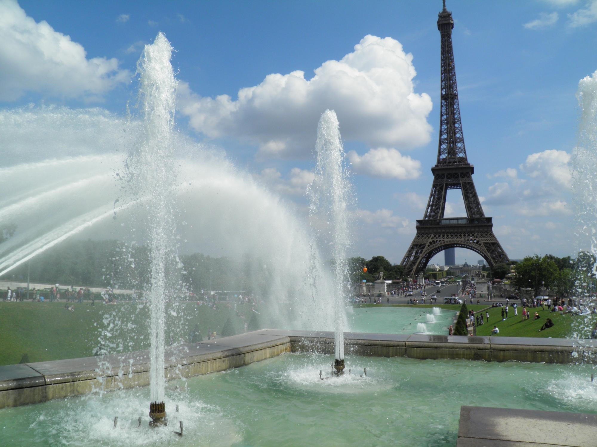 Discover Paris - Vacation package : France Coast to Coast  - Land of France, travel agency in France