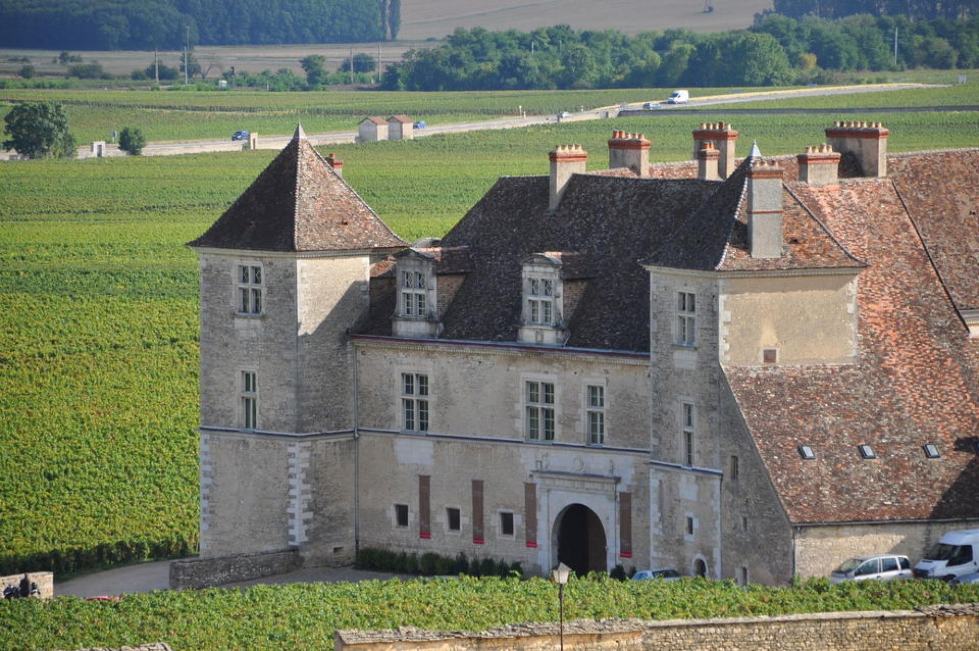 Discover Burgundy - Vacation package : The High Life  - Land of France, travel agency in France